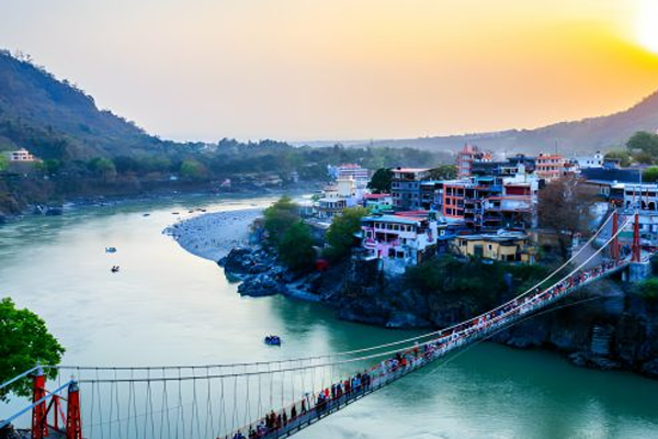 Homestay in Kanatal Rishikesh | Hills & River Views